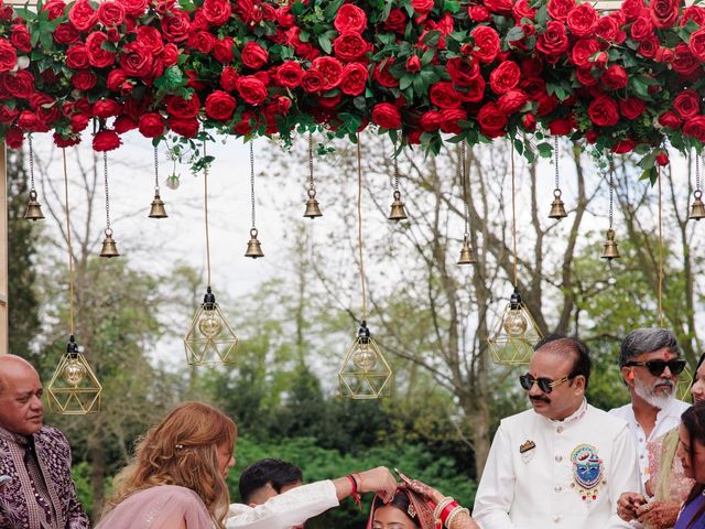 Maitray and Akanksha's Wedding in Uxbridge, Middlesex 13