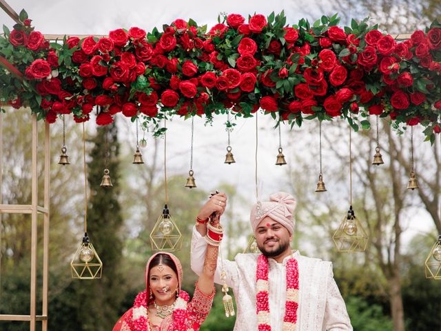 Maitray and Akanksha's Wedding in Uxbridge, Middlesex 17