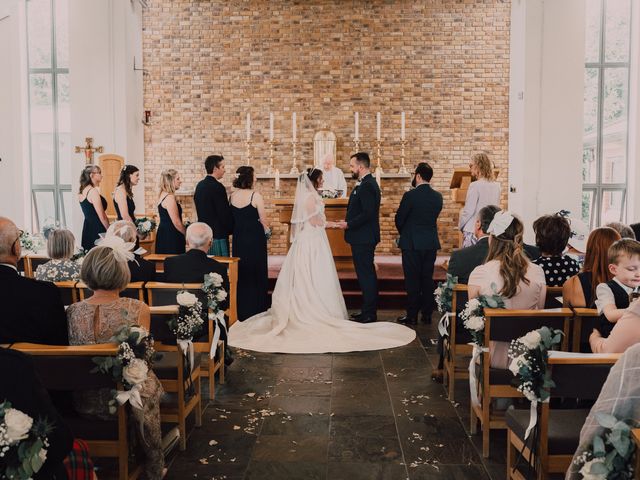 Robert and Louise&apos;s Wedding in Aylesbury, Buckinghamshire 2