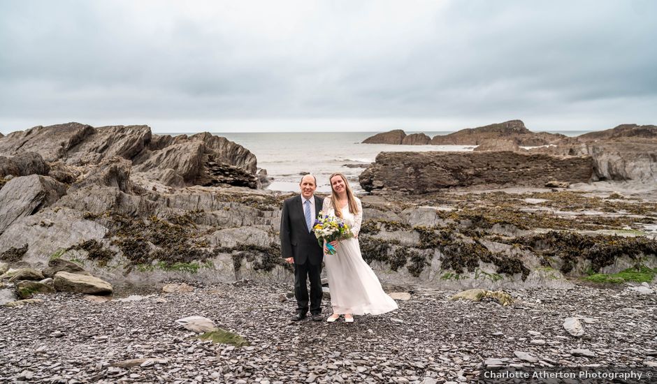 Steve and Hannah's Wedding in Ilfracombe, Devon