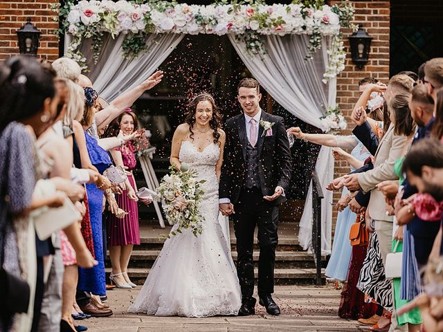 Andrew and Rianna&apos;s Wedding in Kimbolton Castle, Cambridgeshire 31