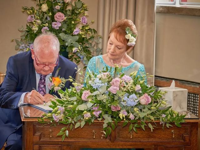 Marilyn and John&apos;s Wedding in Leeds Castle, Kent 1