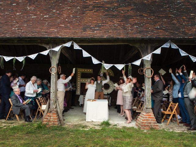 Simon and Flick&apos;s Wedding in Basingstoke, Hampshire 1