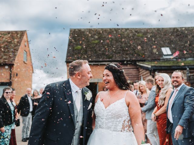 Shirley and Allan's Wedding in Staploe, Cambridgeshire 10