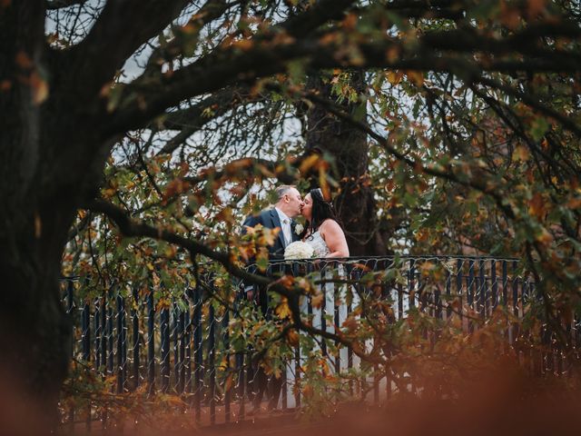 Shirley and Allan's Wedding in Staploe, Cambridgeshire 15