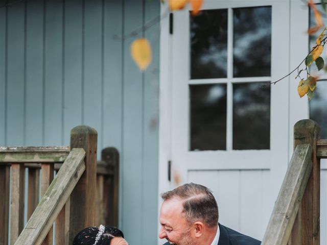 Shirley and Allan's Wedding in Staploe, Cambridgeshire 18