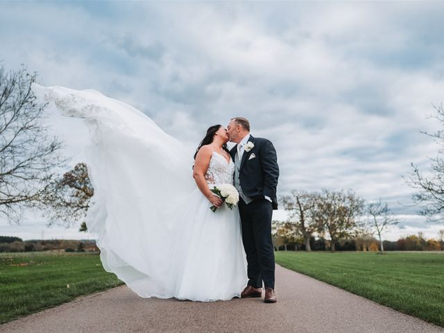 Shirley and Allan's Wedding in Staploe, Cambridgeshire 19
