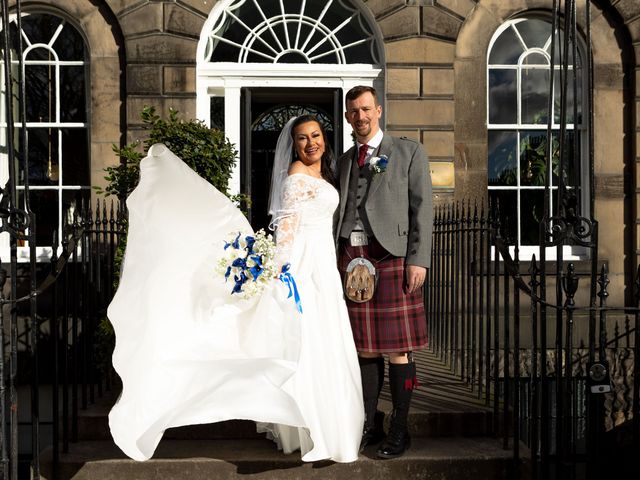 Carol and Barry&apos;s Wedding in Edinburgh, Lothian &amp; Borders 374