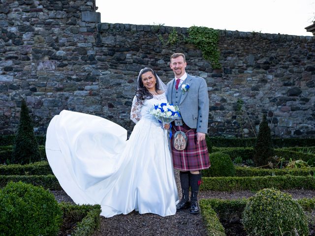 Carol and Barry&apos;s Wedding in Edinburgh, Lothian &amp; Borders 394