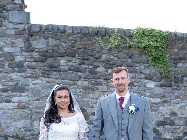 Carol and Barry&apos;s Wedding in Edinburgh, Lothian &amp; Borders 419