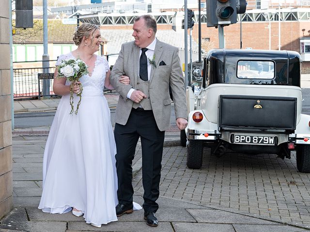 Rhys and Nicola&apos;s Wedding in Cardiff Castle, Cardiff 119