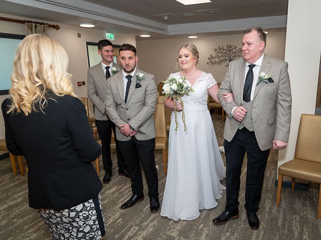 Rhys and Nicola&apos;s Wedding in Cardiff Castle, Cardiff 141