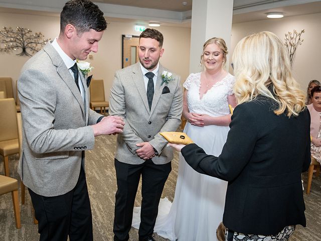 Rhys and Nicola&apos;s Wedding in Cardiff Castle, Cardiff 159