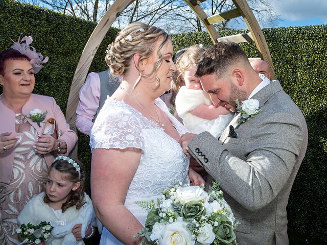 Rhys and Nicola&apos;s Wedding in Cardiff Castle, Cardiff 211