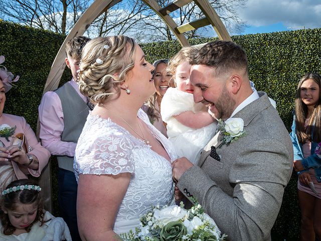 Rhys and Nicola&apos;s Wedding in Cardiff Castle, Cardiff 212