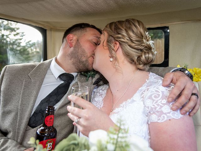 Rhys and Nicola&apos;s Wedding in Cardiff Castle, Cardiff 227