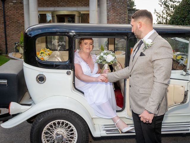 Rhys and Nicola&apos;s Wedding in Cardiff Castle, Cardiff 231