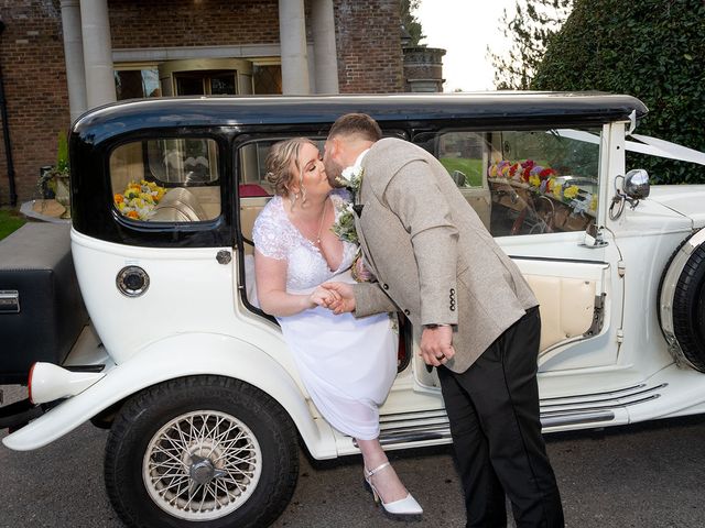 Rhys and Nicola&apos;s Wedding in Cardiff Castle, Cardiff 245