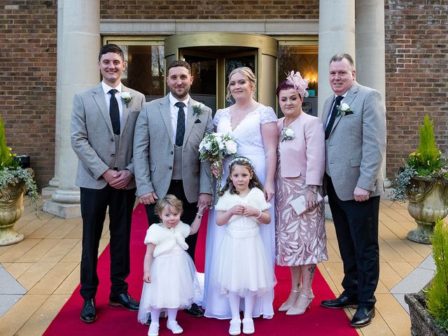 Rhys and Nicola&apos;s Wedding in Cardiff Castle, Cardiff 304