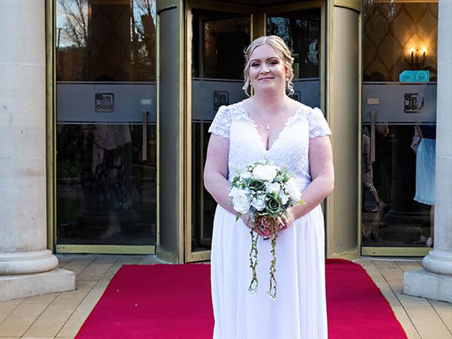 Rhys and Nicola&apos;s Wedding in Cardiff Castle, Cardiff 325