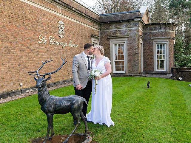 Rhys and Nicola&apos;s Wedding in Cardiff Castle, Cardiff 365