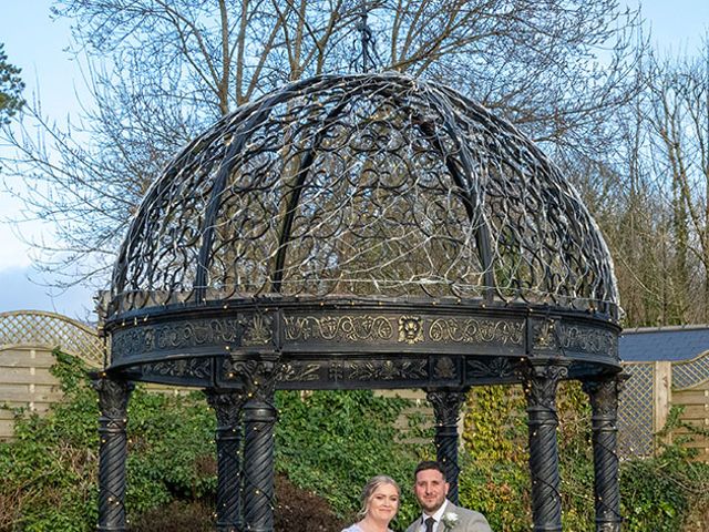 Rhys and Nicola&apos;s Wedding in Cardiff Castle, Cardiff 399