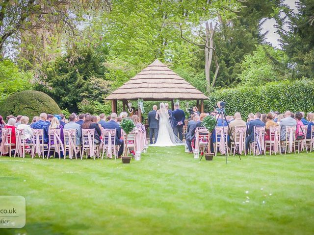 Andy and Lisa&apos;s Wedding in Morton, Nottinghamshire 5