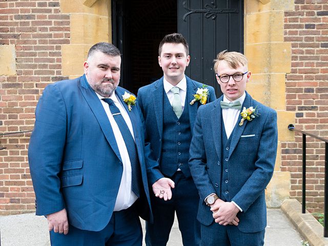 Ryan and Chelsea&apos;s Wedding in Gloucester, Gloucestershire 125