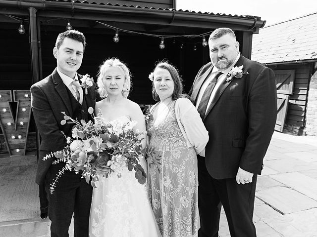 Ryan and Chelsea&apos;s Wedding in Gloucester, Gloucestershire 274