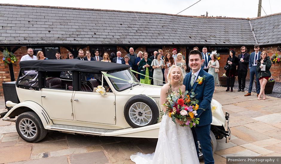Ryan and Chelsea's Wedding in Gloucester, Gloucestershire