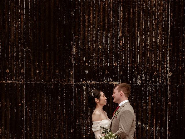 Kurtis and Trang&apos;s Wedding in Cirencester, Gloucestershire 40