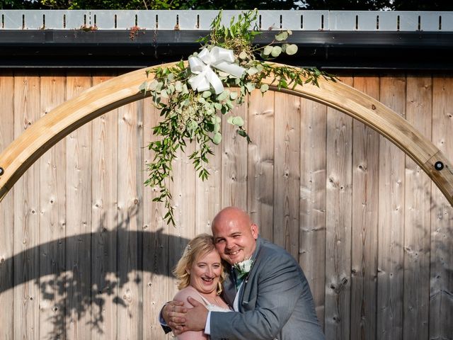 Lee and Gemma's Wedding in Ilfracombe, Devon 31