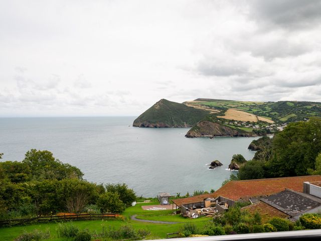 Lee and Gemma's Wedding in Ilfracombe, Devon 35