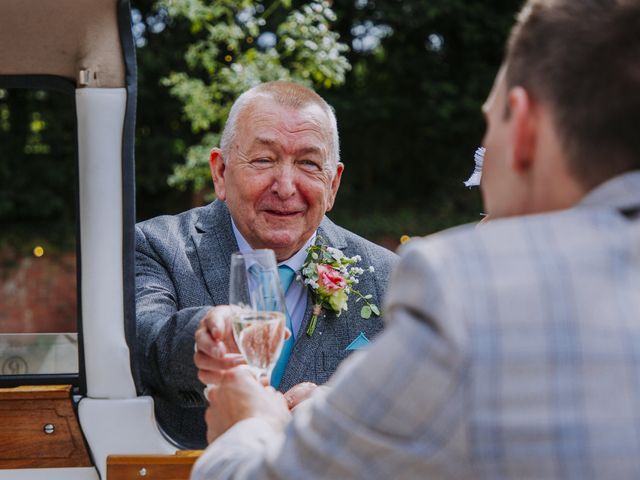 Joe and Mai&apos;s Wedding in Bridgnorth , Shropshire 47