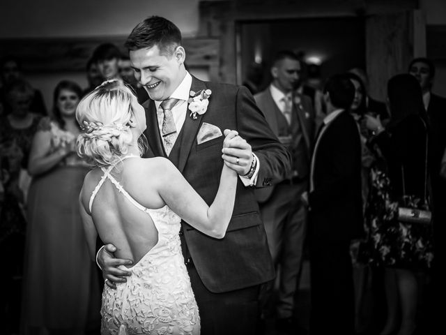 Steve and Jill&apos;s Wedding in Lechlade, Gloucestershire 26