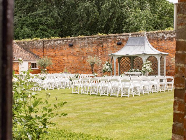 Cameron and Jemma's Wedding in Witham, Essex 17