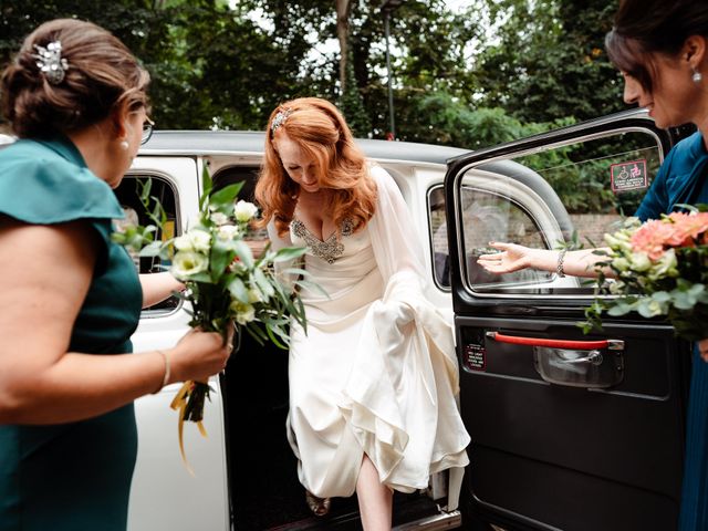 Lucy and Steve&apos;s Wedding in Putney, South West London 33