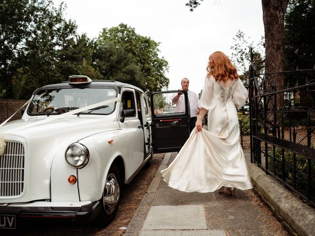 Lucy and Steve&apos;s Wedding in Putney, South West London 53