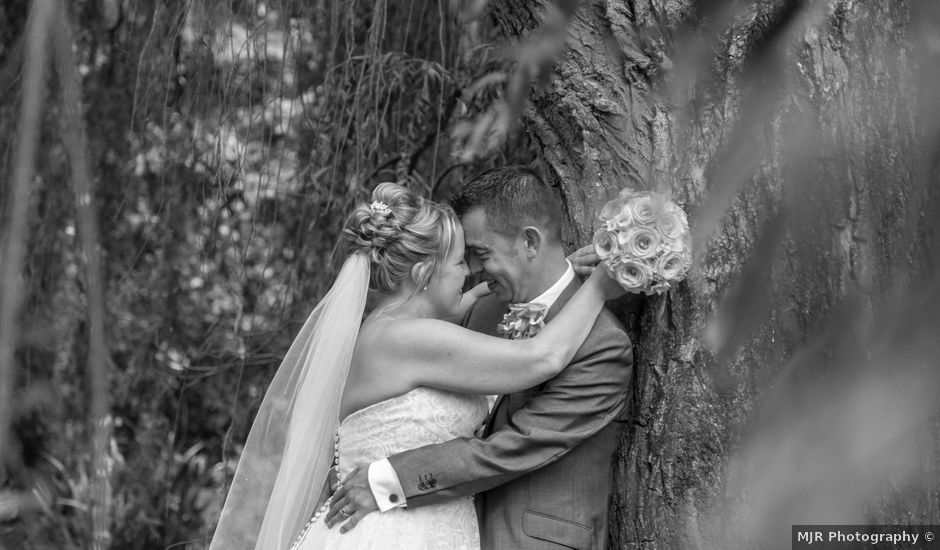 Steven and Hannah's Wedding in Lenwade, Norfolk