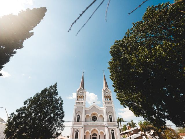 Lucas and Ale's Wedding in London Bridge, East Central London 12