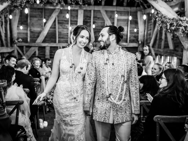 Zoe and Daniel&apos;s Wedding in Surrey Hills, Surrey 7