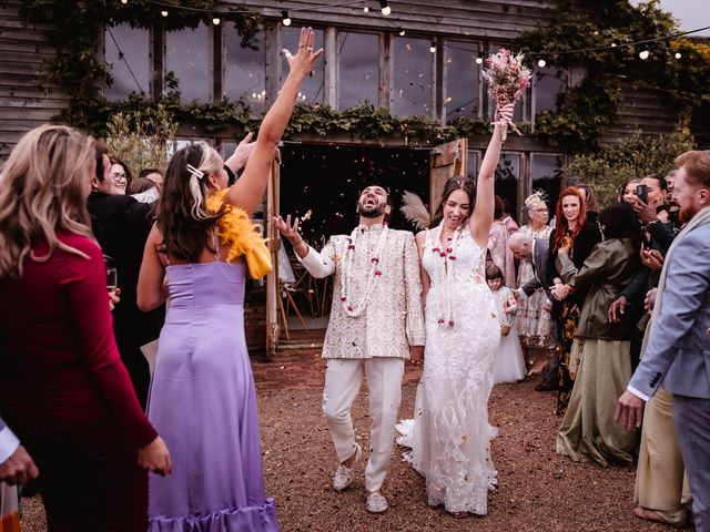 Zoe and Daniel&apos;s Wedding in Surrey Hills, Surrey 8