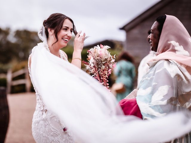 Zoe and Daniel&apos;s Wedding in Surrey Hills, Surrey 10