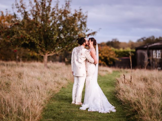 Zoe and Daniel&apos;s Wedding in Surrey Hills, Surrey 20