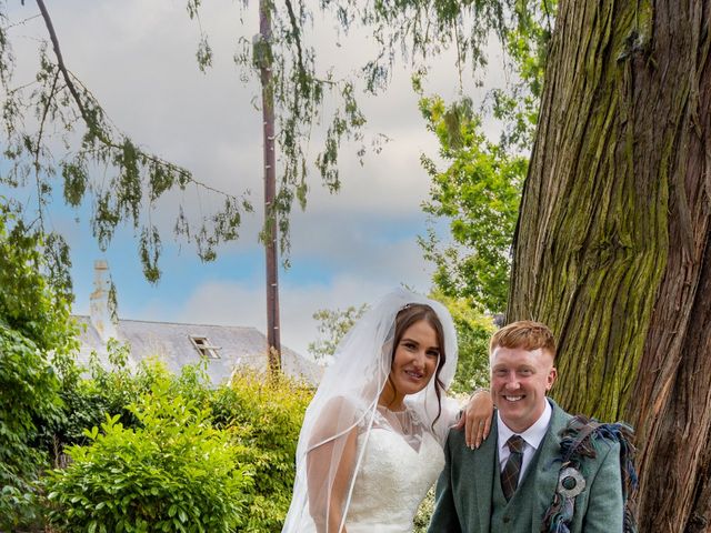 Alastair and Char's Wedding in Dundee, Fife &amp; Angus 5