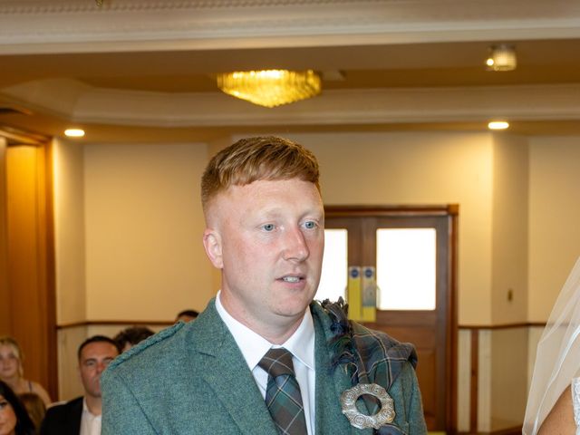 Alastair and Char's Wedding in Dundee, Fife &amp; Angus 10