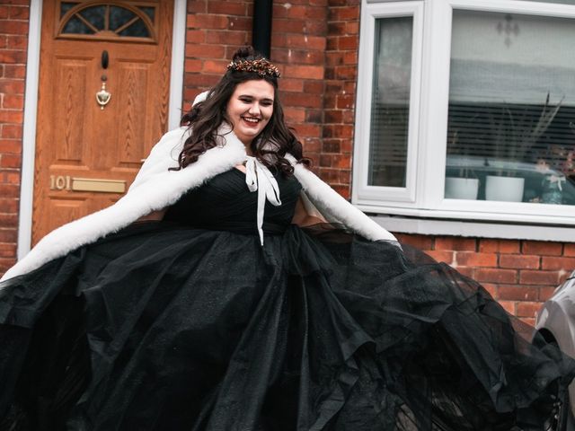 Lauren and Ori's Wedding in York, North Yorkshire 30
