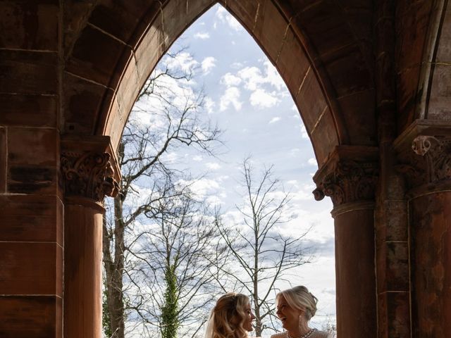 Paul  and Lesley 's Wedding in Glasgow, Central &amp; Glasgow 11