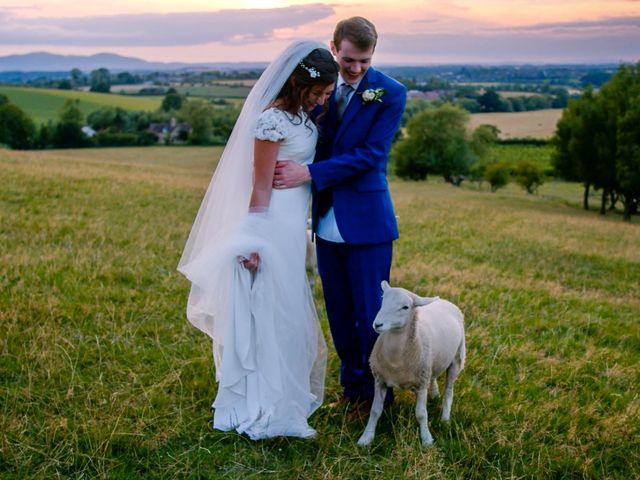 Pippa and Zac&apos;s Wedding in Pershore, Worcestershire 8