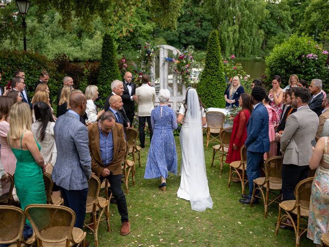 Shaleen and Matt&apos;s Wedding in Richmond, Surrey 60